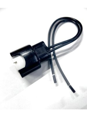 Nissan Female pigtail