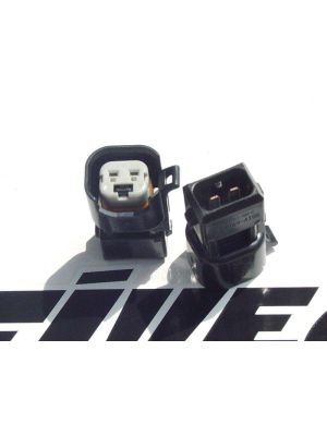 Left side shows USCAR/EV14 female end.  Right side shows Minitimer/EV1 male end.