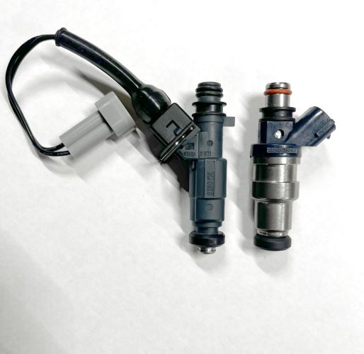 Fiveo OEM Upgrade fuel injectors shown with included Plug & Play Adapter