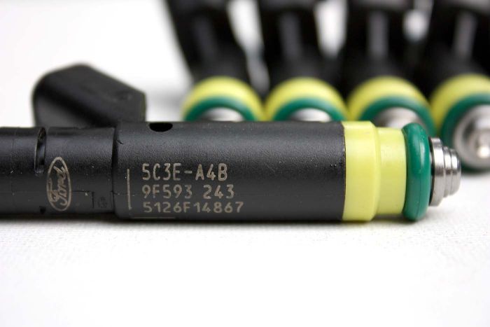 5C3E-A4B, BC3E-DC Ford Truck 5.4L STOCK OEM SIEMENS, FORD FUEL INJECTORS