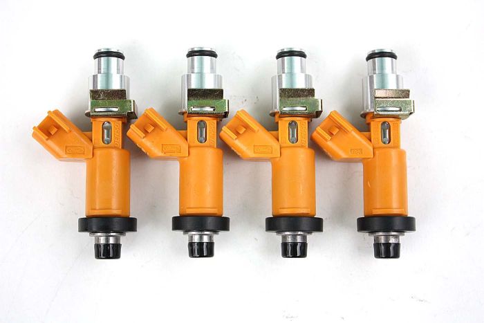 Denso 2000cc fuel injector for Honda B, D and H series engines.