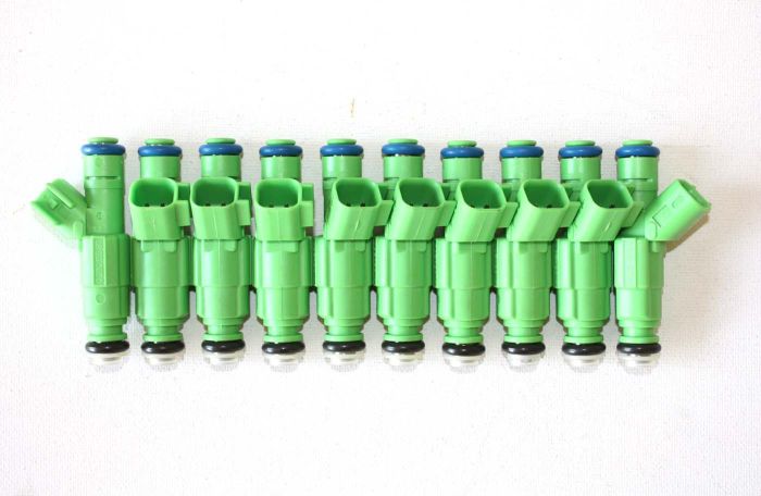 Genuine Bosch, NEW - Price listed includes a single (1) fuel injector
